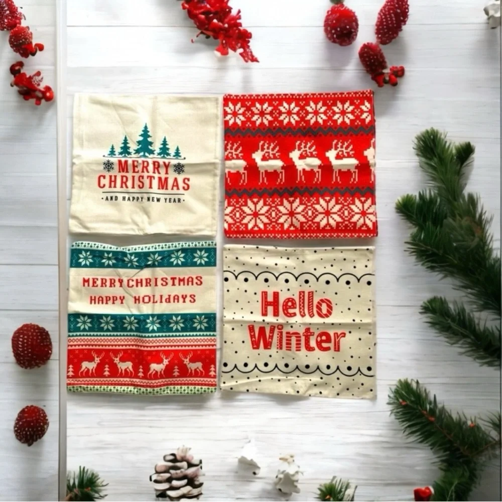 4 Pc Christmas‎ Decorative Cushion Covers 17”x17”